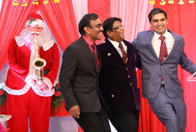 Grace Ministry Celebrates Christmas 2021 with Pomp and Grandeur on 17th Friday, December at its Prayer centre in Valachil, Mangalore. Hundreds gathered at the program and celebrated Xmas with Bro Andrew Richard and family.  